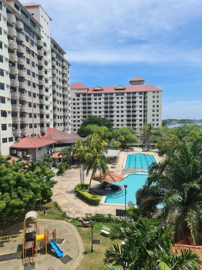 Glory Beach Resort Seaview Private 2Br Port Dickson Exterior photo
